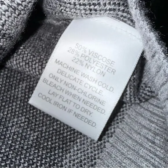 NEW ANTHROPOLOGIE CALLIGRAPHIE GREY SWEATER BLACK CAT FACE PRINT ALL OVER SZ 1X - Picture 7 of 9